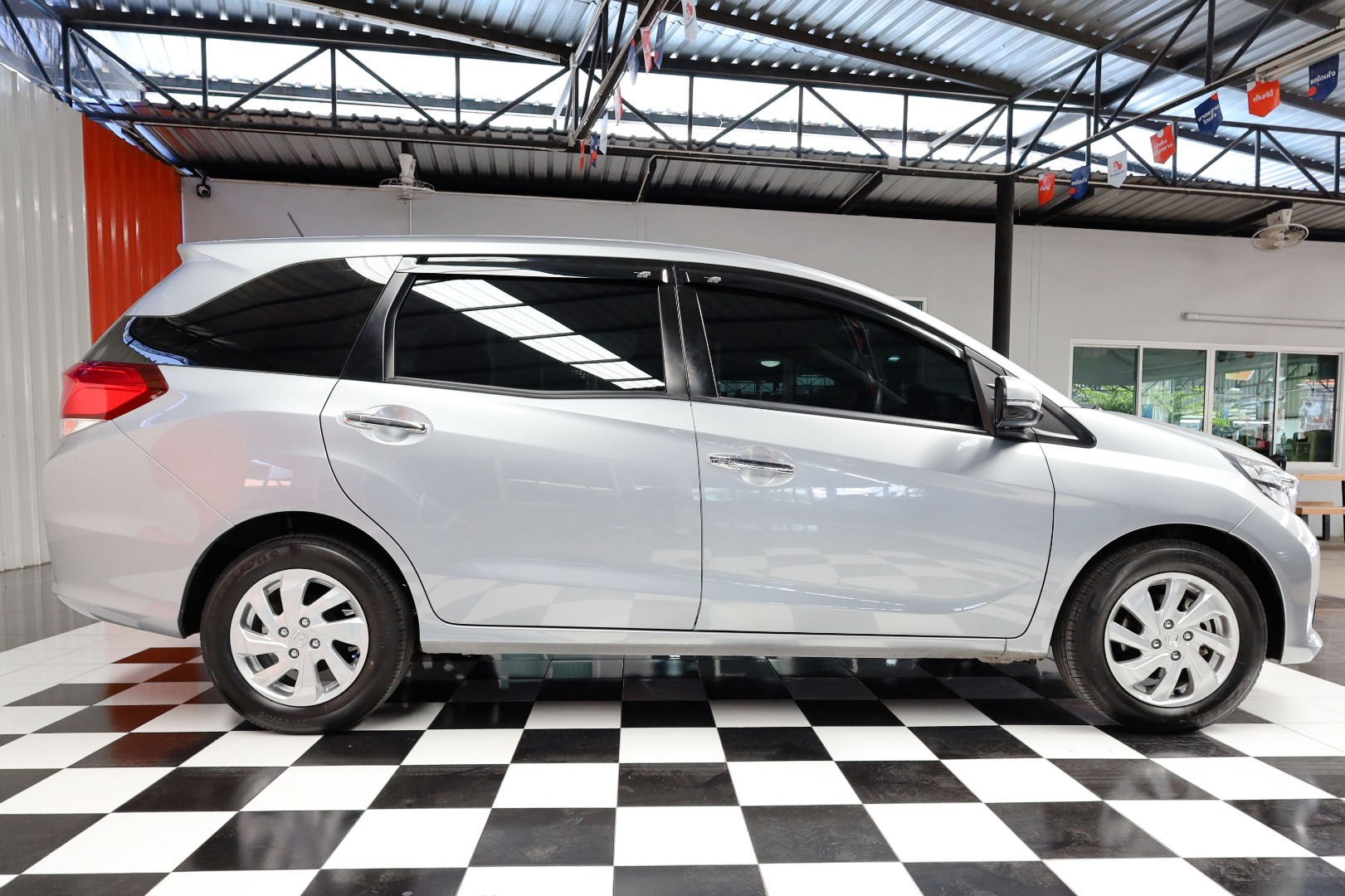 HONDA MOBILIO 1.5 V (A2413)